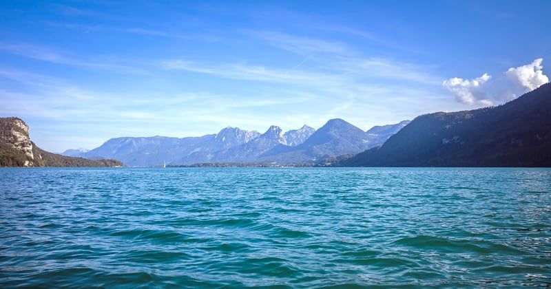 Plongez dans les lacs de montagne accessibles pour une baignade en été